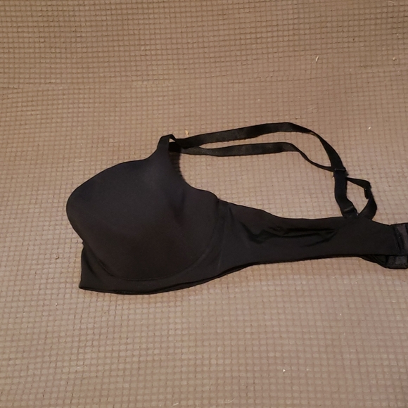 Basic black underwire bra - Picture 2 of 3